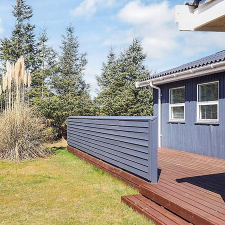 Three-Bedroom Holiday Home In Vaeggerlose 6 Bøtø By Esterno foto